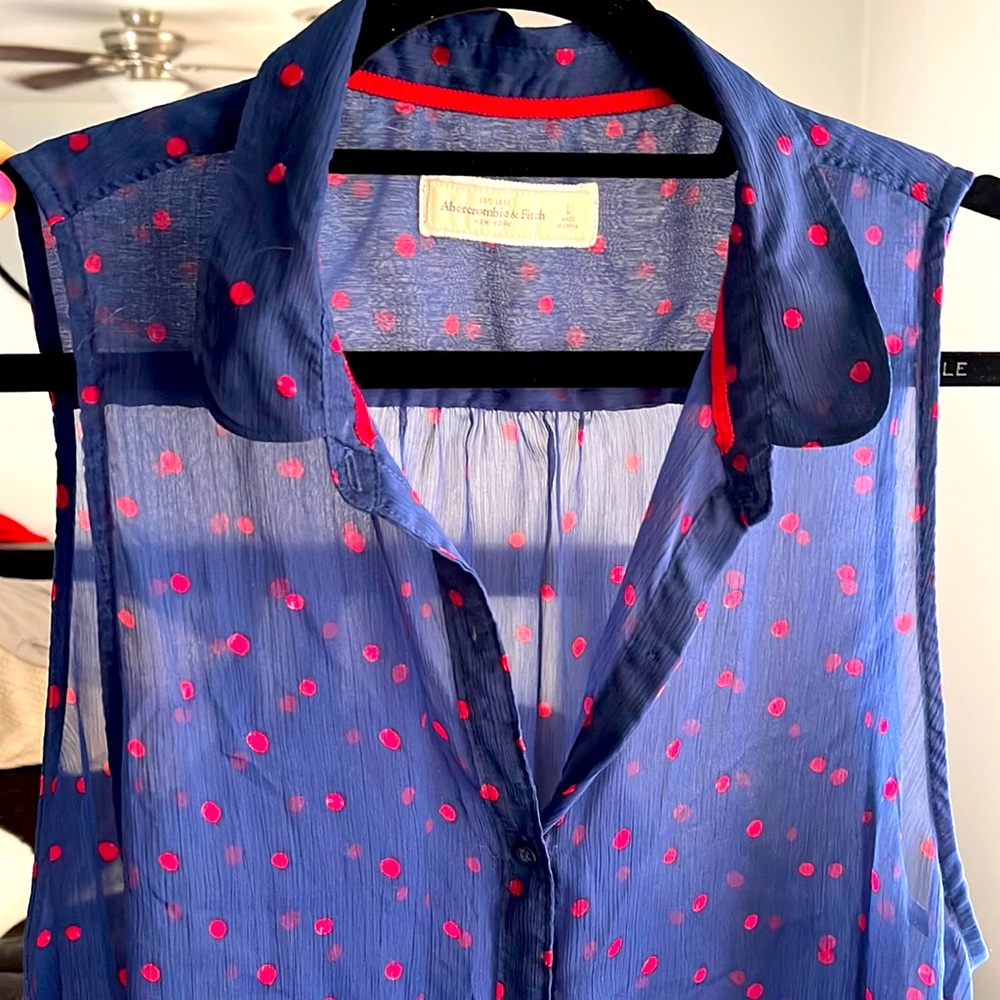 Abercrombie & Fitch Polka Dot Sleeveless Button Up